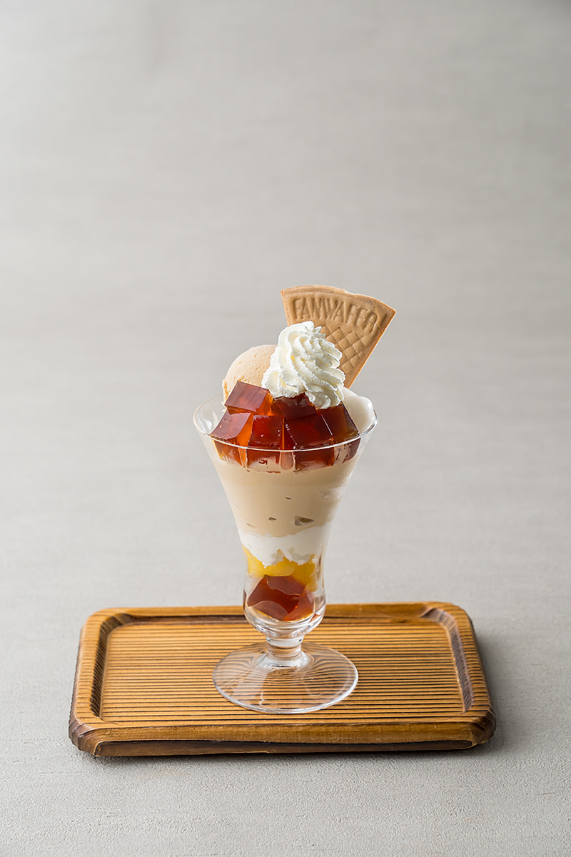 紅茶パフェ