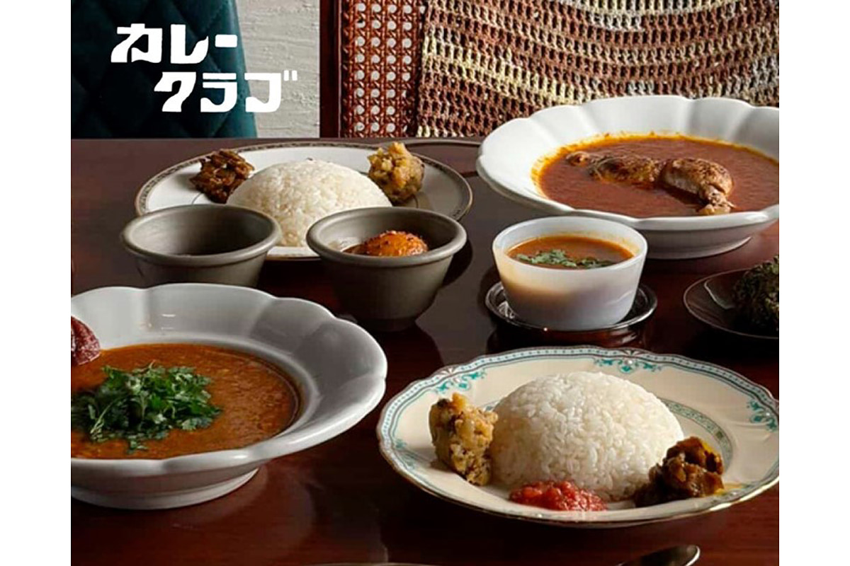 カレークラブのココナッツポタージュとキーマのあいがけカレー