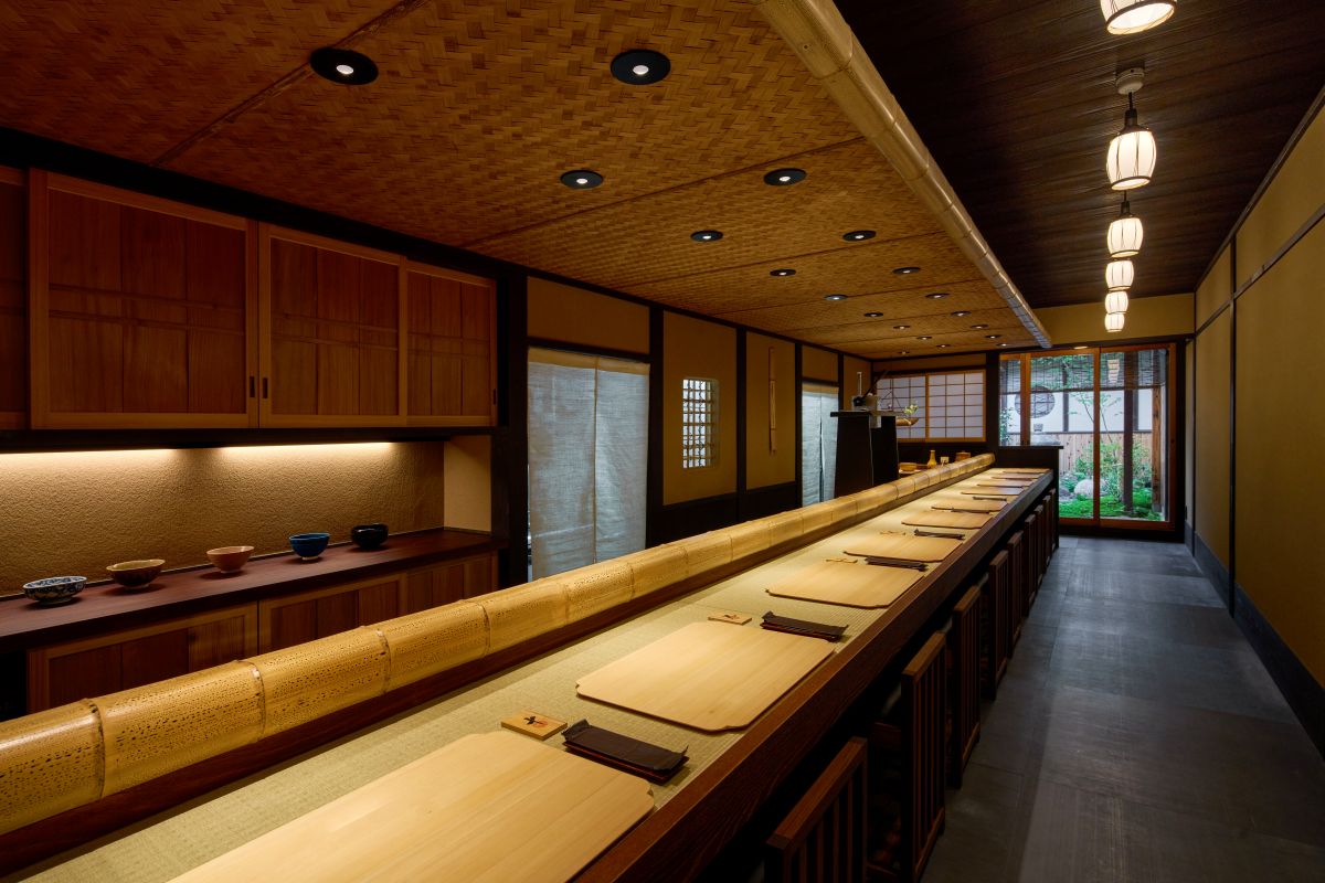 茶寮清水一芳園の店内