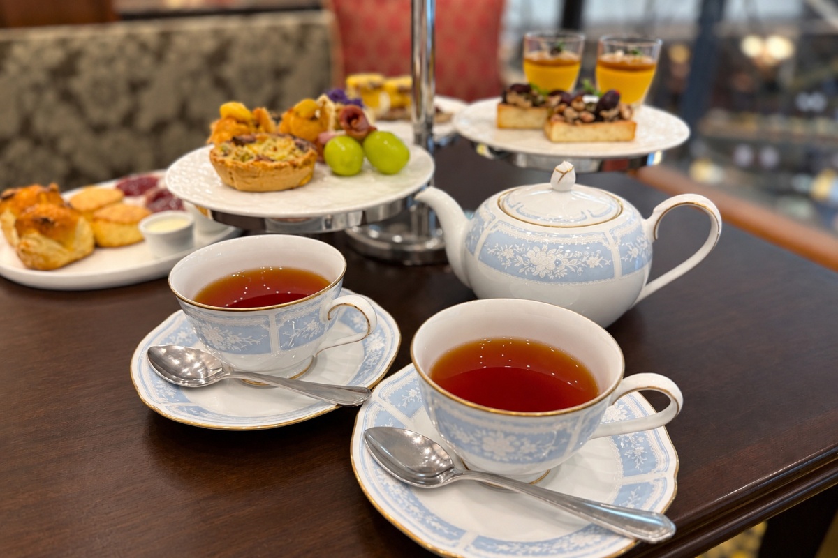 ホテル阪急インターナショナルのアフタヌーンティーのJING TEA