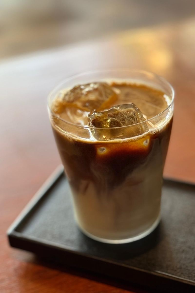 アンバー琥珀のカフェラテ