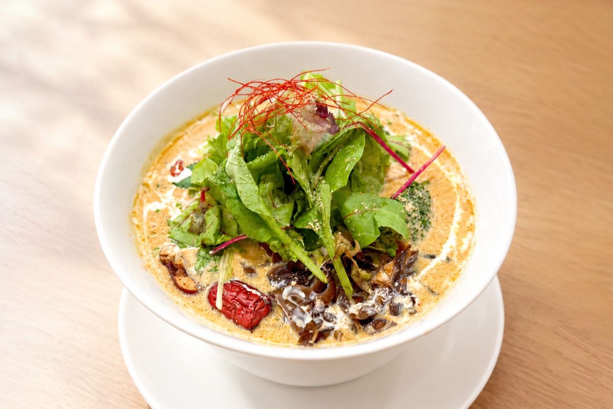 「薬膳豆乳担々麺」に注目！京都河原町にヴィーガンラーメン専門店オープン