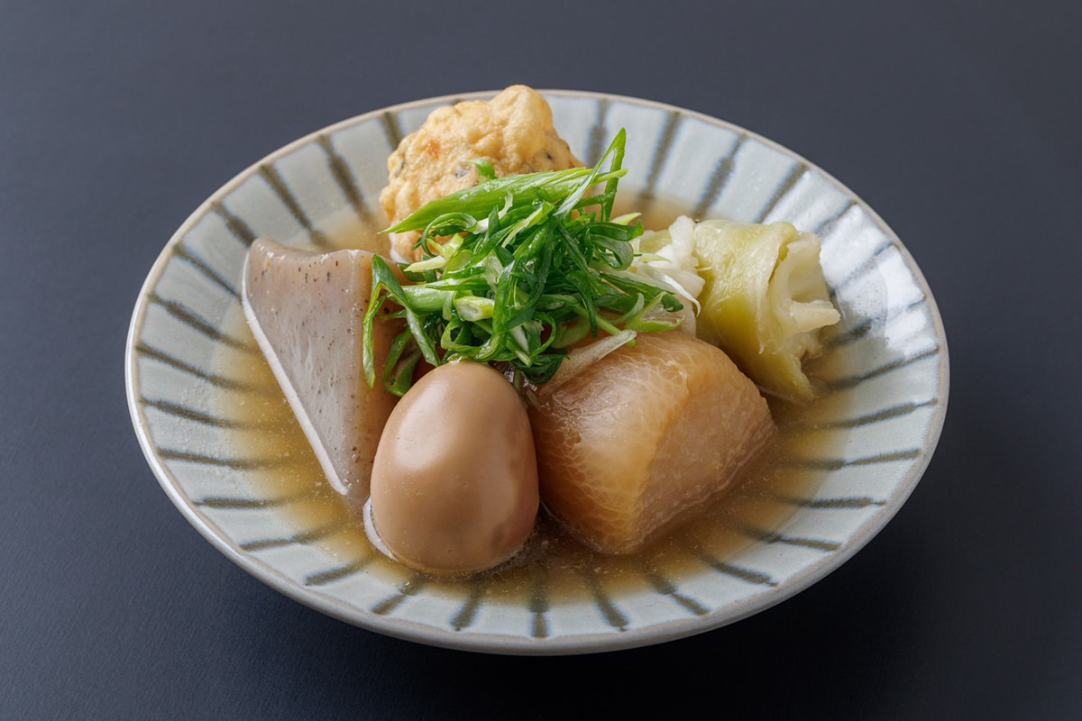 京都・錦市場におでんと炭火焼鳥の新店！「つじや」2号店がオープン